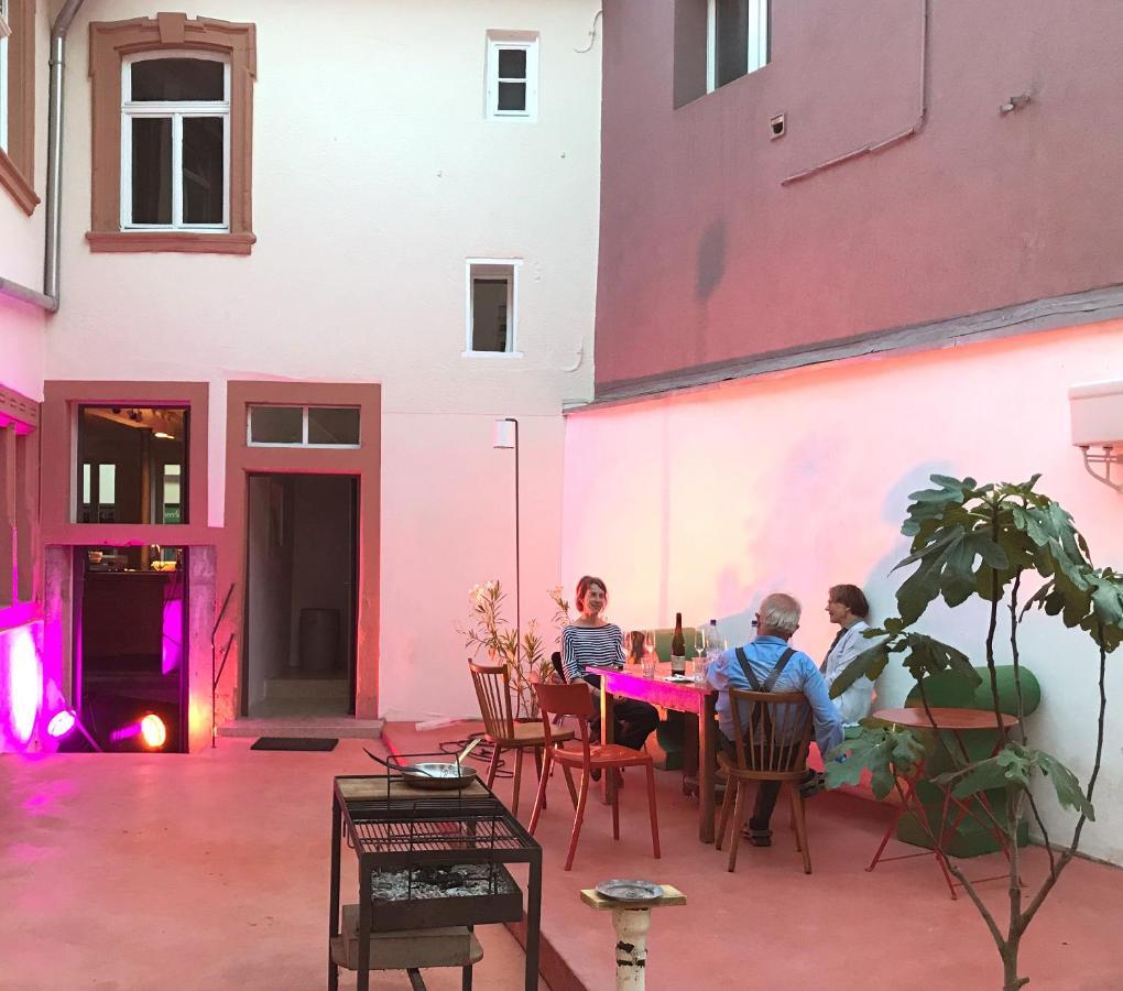 Boutique-Ferienwohnung Im Alten Weinhaus Moser Grünstadt Kültér fotó
